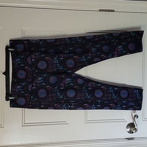 CVG ~ Constantly Varied Gear Dreamcatcher Capri Large